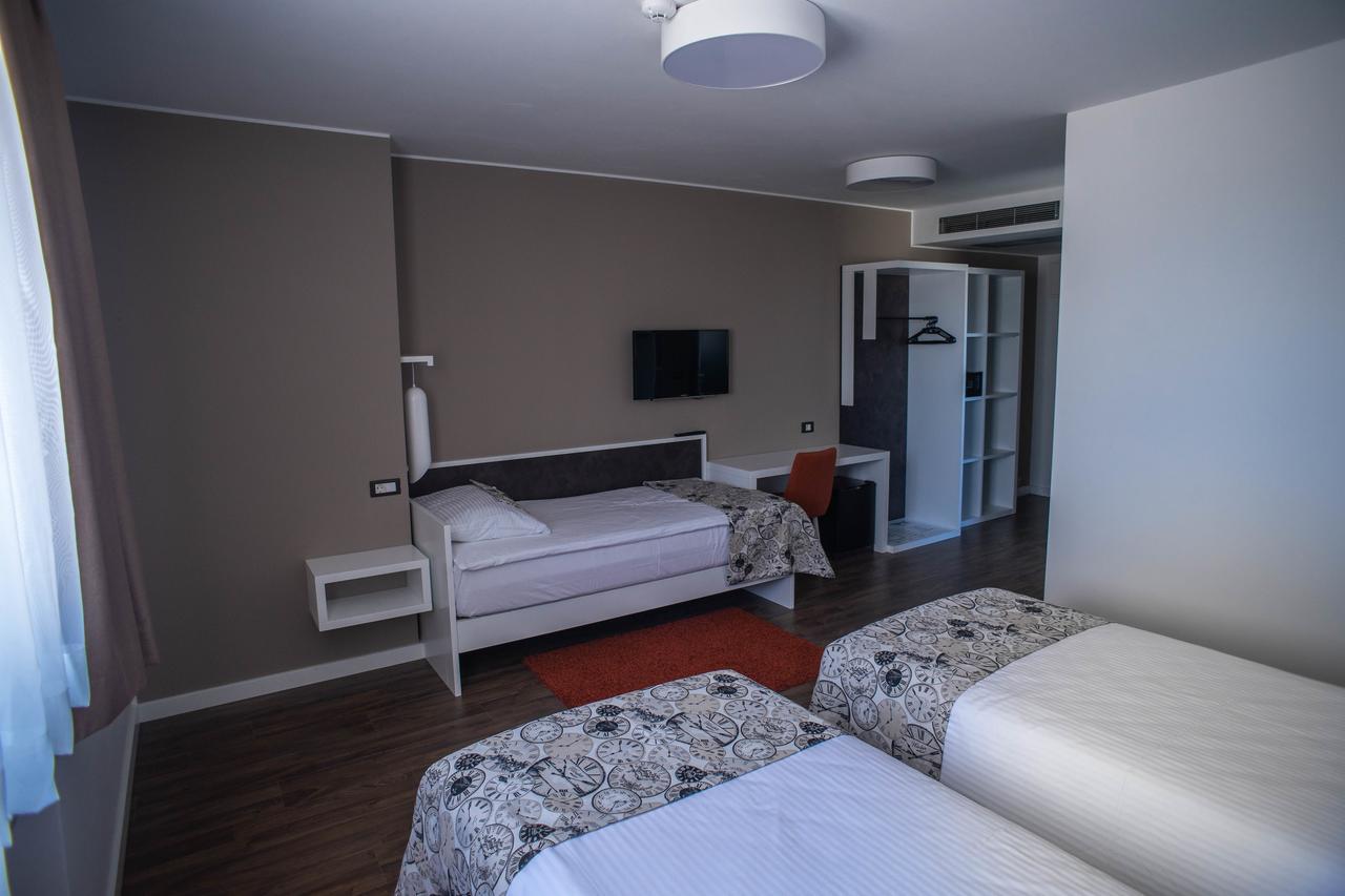Hotel Time Velika Gorica Eksteriør billede